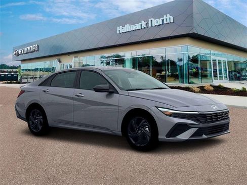 New 2026 Hyundai Elantra Sport image 10