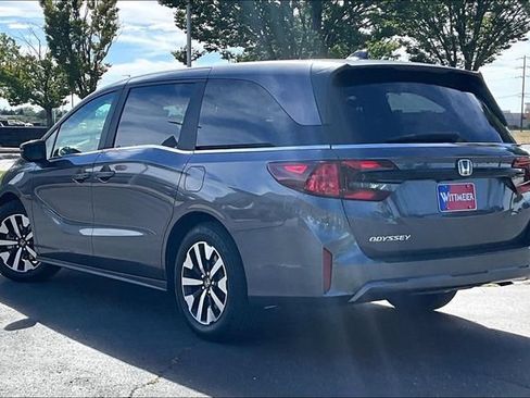 New 2026 Honda Odyssey EX-L image 3