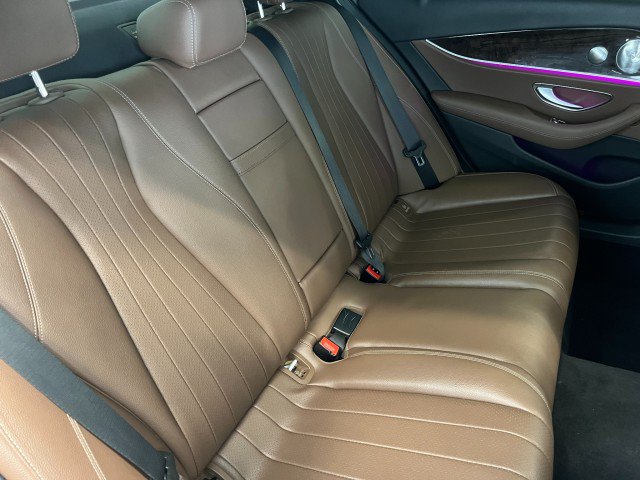 Used 2017 Mercedes-Benz E 300 4MATIC image 32