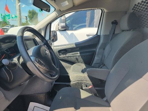 Used 2020 Nissan NV200 SV w/ Back Door Glass Package FWD image 4