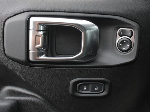 New 2026 Jeep Wrangler Sport S image 7