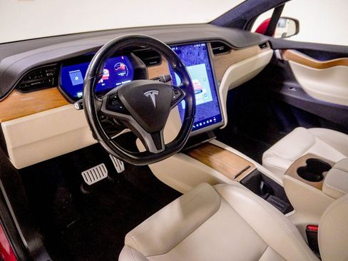 Used 2021 Tesla Model X Performance image 21