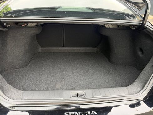 Certified 2023 Nissan Sentra SV FWD image 19