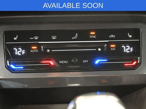 Used 2023 Volkswagen Tiguan SE R-Line image 22