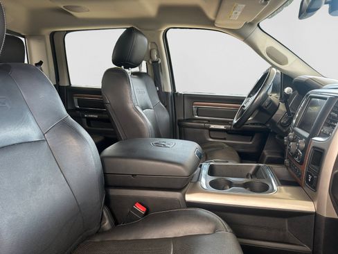 Used 2016 RAM 2500 Laramie w/ Sport Appearance Group AWD/4WD image 16
