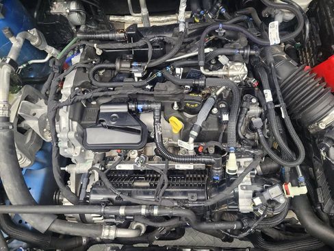 Used 2021 Ford Escape SE w/ SE Sport Appearance Package FWD image 30