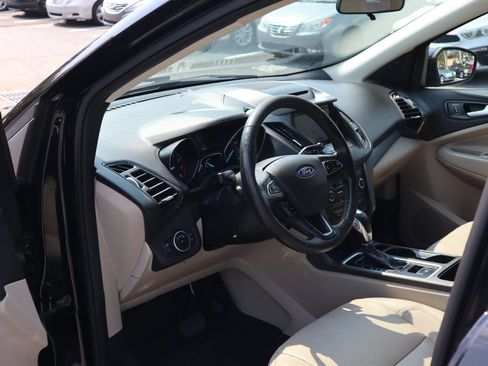 Used 2018 Ford Escape SEL AWD/4WD image 8