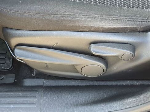 Used 2021 Jeep Cherokee Latitude image 19