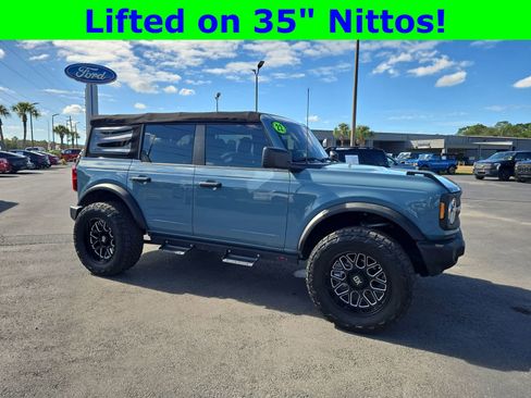 Certified 2022 Ford Bronco Base image 2