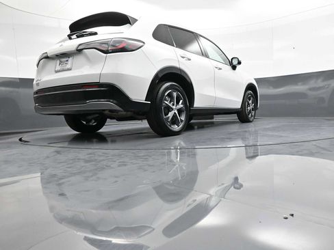 Used 2023 Honda HR-V EX-L image 27