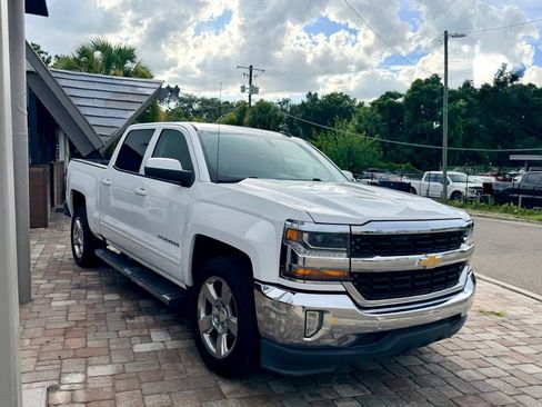 Used 2017 Chevrolet Silverado 1500 LT w/ All Star Edition RWD image 4