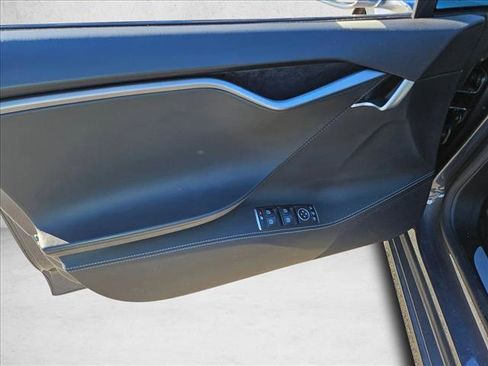 Used 2019 Tesla Model S 100D image 13