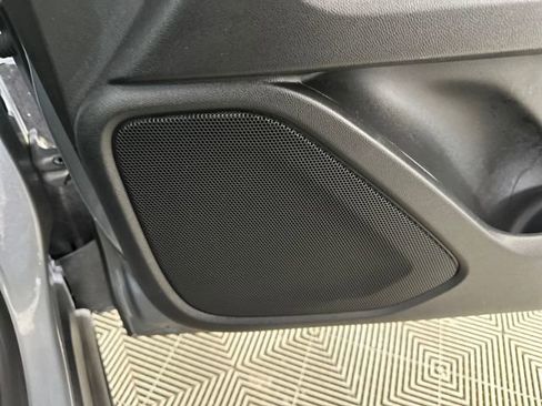 Used 2023 GMC Terrain SLE w/ Driver Convenience Package image 29