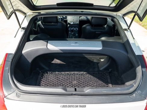 Used 2004 Nissan 350Z Touring w/ Cargo Convenience Pkg image 44