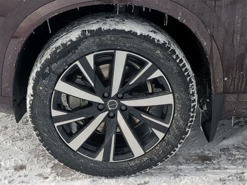 New 2026 Volvo XC90 B5 Core image 13
