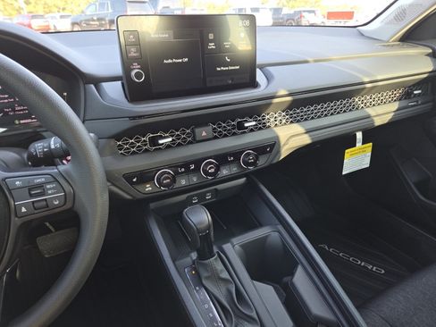 New 2026 Honda Accord SE image 30