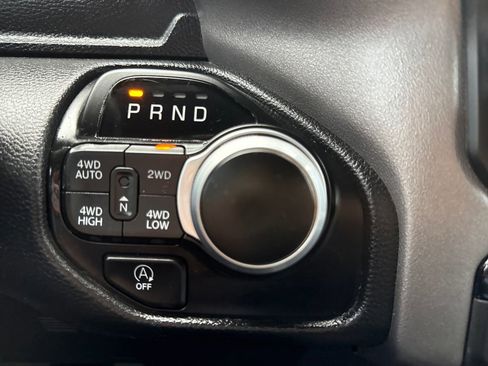 Used 2022 RAM 1500 Big Horn AWD/4WD image 34