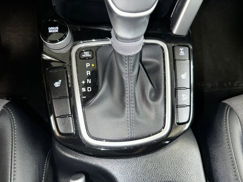 Used 2023 Kia Seltos S image 12