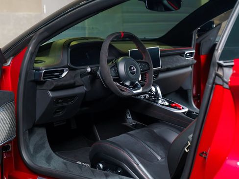 Used 2025 Lotus Emira RWD image 11