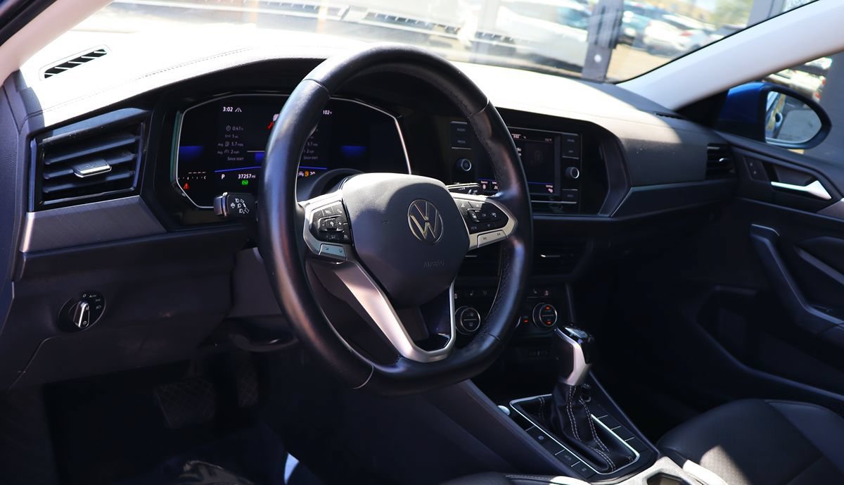 Used 2022 Volkswagen Jetta SE FWD image 39