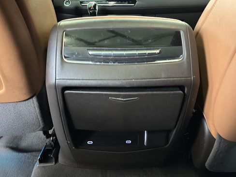 Used 2022 Cadillac Escalade Sport RWD image 26
