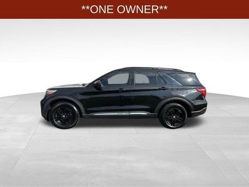 Used 2023 Ford Explorer XLT w/ Equipment Group 202A AWD/4WD image 4