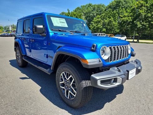 New 2026 Jeep Wrangler Unlimited Sahara AWD/4WD image 2