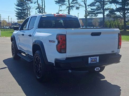 New 2026 Chevrolet Colorado Trail Boss AWD/4WD image 9