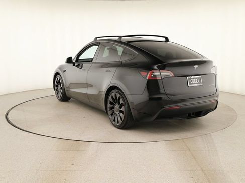 Used 2023 Tesla Model Y Performance AWD/4WD image 4