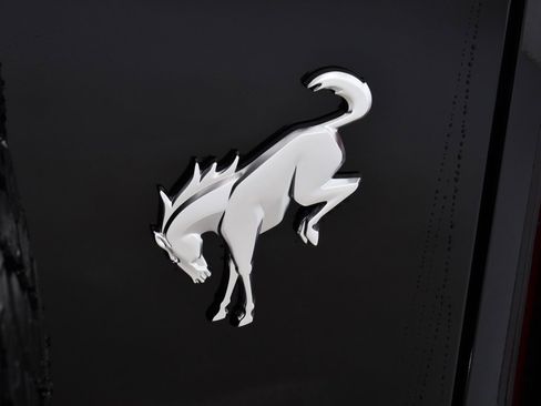 New 2025 Ford Bronco Badlands image 21