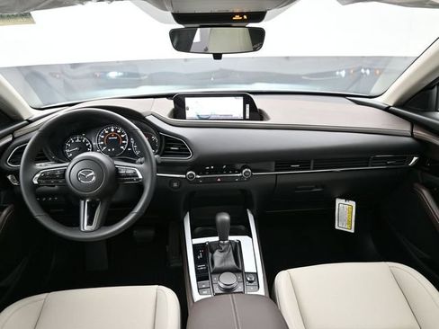 Used 2025 MAZDA CX-30 AWD 2.5 S w/ Premium Package image 9