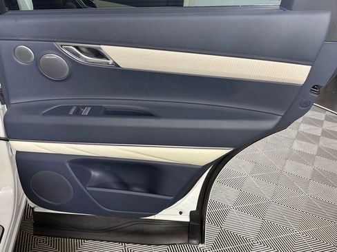 Used 2025 Genesis GV80 3.5T Prestige image 32