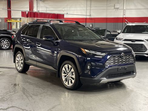 Used 2025 Toyota RAV4 Limited FWD image 2