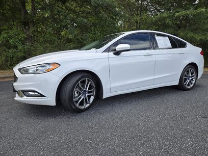 Used 2017 Ford Fusion SE w/ Equipment Group 201A