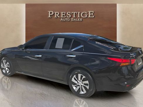 Used 2021 Nissan Altima 2.5 S FWD image 17