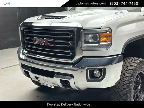 Used 2019 GMC Sierra 3500 SLT image 13