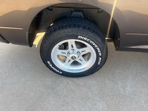 Used 2014 RAM 1500 Express AWD/4WD image 12