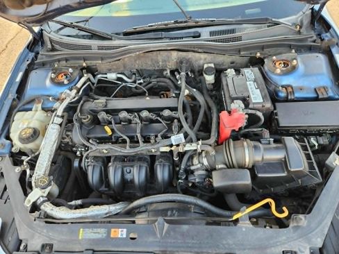 Used 2010 Ford Fusion SE image 25