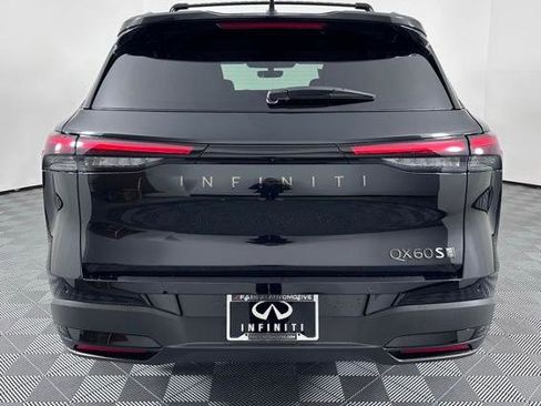 Certified 2026 INFINITI QX60 Sport w/ Dark Cargo Package AWD/4WD image 6