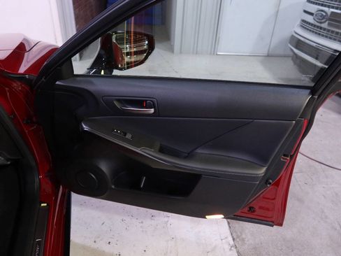 Used 2025 Lexus IS 350 F Sport RWD image 29