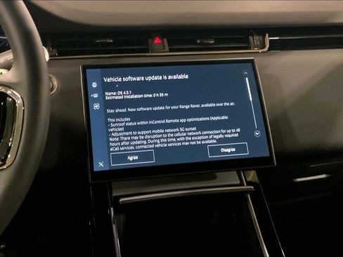 Used 2025 Land Rover Range Rover Evoque S image 6