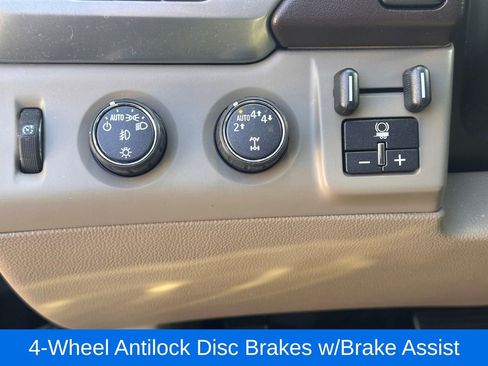 Used 2018 Chevrolet Tahoe Premier image 28