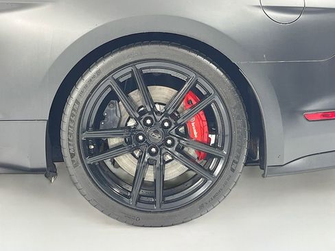 Used 2021 Ford Mustang Shelby GT500 w/ Technology Package image 21