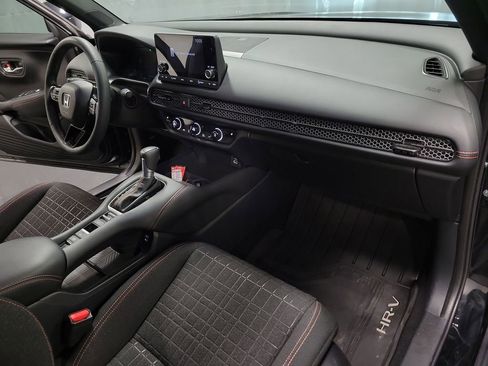 Used 2025 Honda HR-V Sport image 24