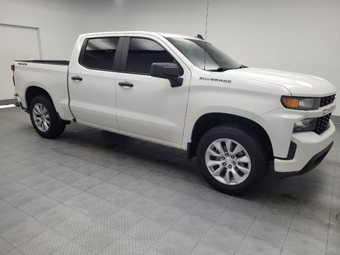 Used 2020 Chevrolet Silverado 1500 Custom w/ Custom Value Package AWD/4WD image 11