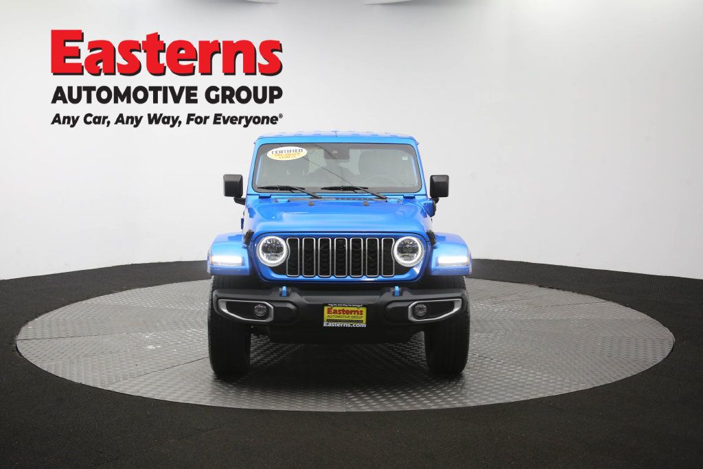 Used 2024 Jeep Wrangler Unlimited Sahara w/ Technology Group AWD/4WD image 56