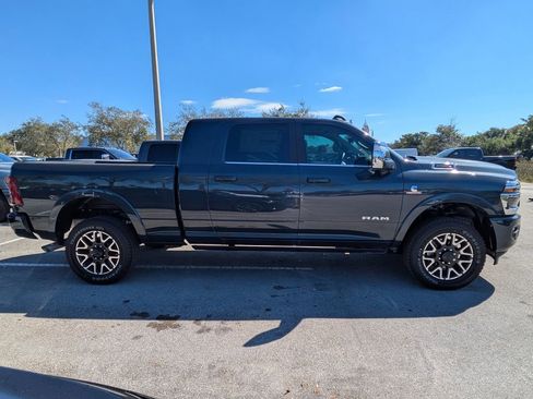 New 2026 RAM 2500 Limited AWD/4WD image 4
