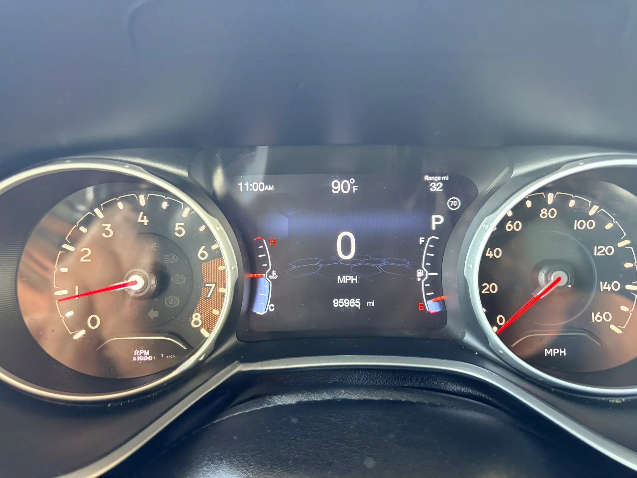 Used 2018 Jeep Compass Latitude w/ Popular Equipment Group FWD image 15