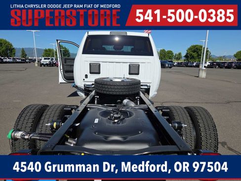 New 2026 RAM 5500 Tradesman AWD/4WD image 27