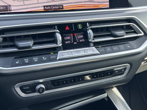 Used 2019 BMW X5 xDrive40i w/ Executive Package image 17